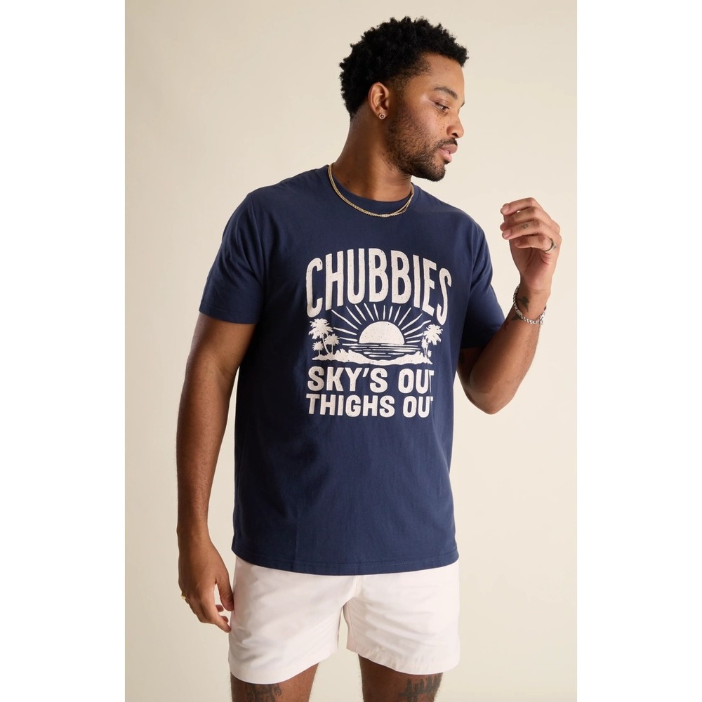 NWT Chubbies Graphic T-Shirt Mens S Navy Blue Skys Out Thighs Out Summer Beach